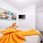 Casa Emilia - Pool And Close To The By Lanzarote בית נופש