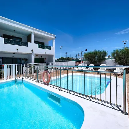 Casa Emilia - Pool And Close To The By Lanzarote *