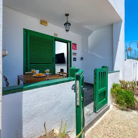 Casa Emilia - Pool And Close To The Beach By Lanzarote Vacation Homes Дом отдыха *