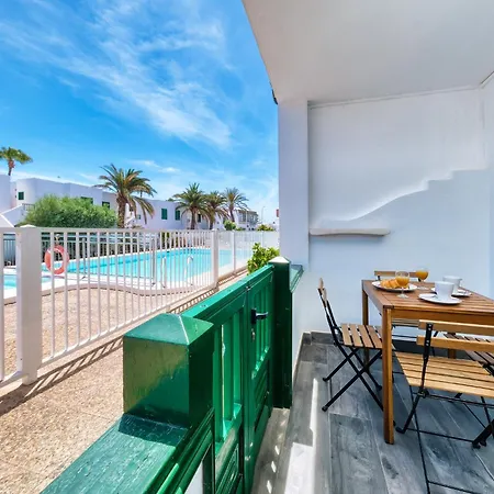 Casa Emilia-close To Amenities And The * Puerto del Carmen (Lanzarote)