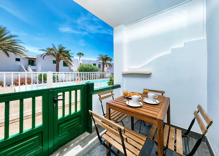 Дом отдыха Casa Emilia - Pool And Close To The By Lanzarote Пуэрто дель Кармен