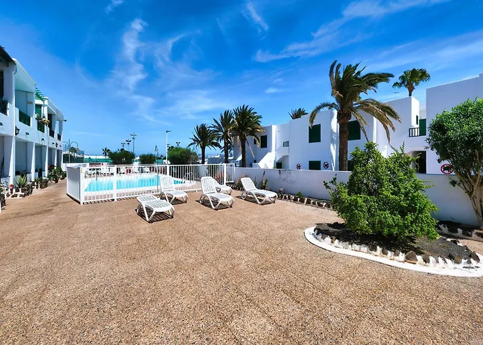 Casa Emilia - Pool And Close To The By Lanzarote