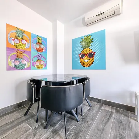 Semesterbostad Casa Emilia - Pool And Close To The By Lanzarote Puerto del Carmen (Lanzarote)